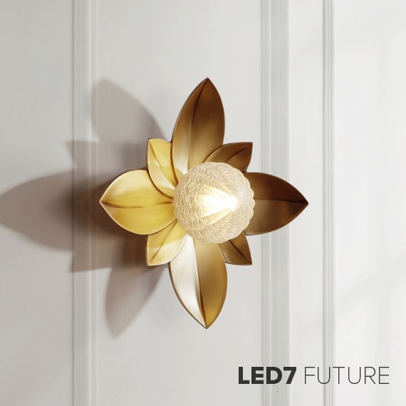 Loft Industry Modern - Gold Flower Wall